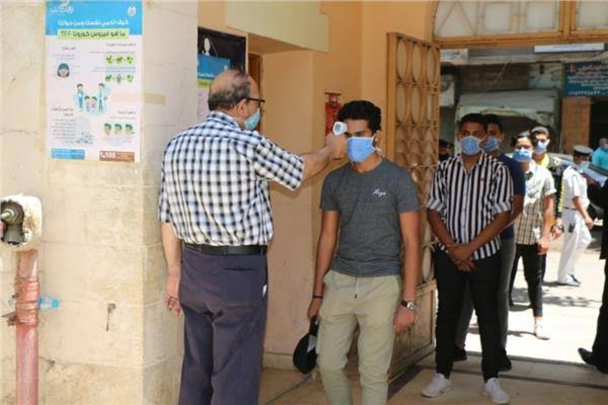 هل تخصص "التعليم" لجانًا لطلاب الثانوية العامة المصابين بكورونا؟.. الحكومة ترد