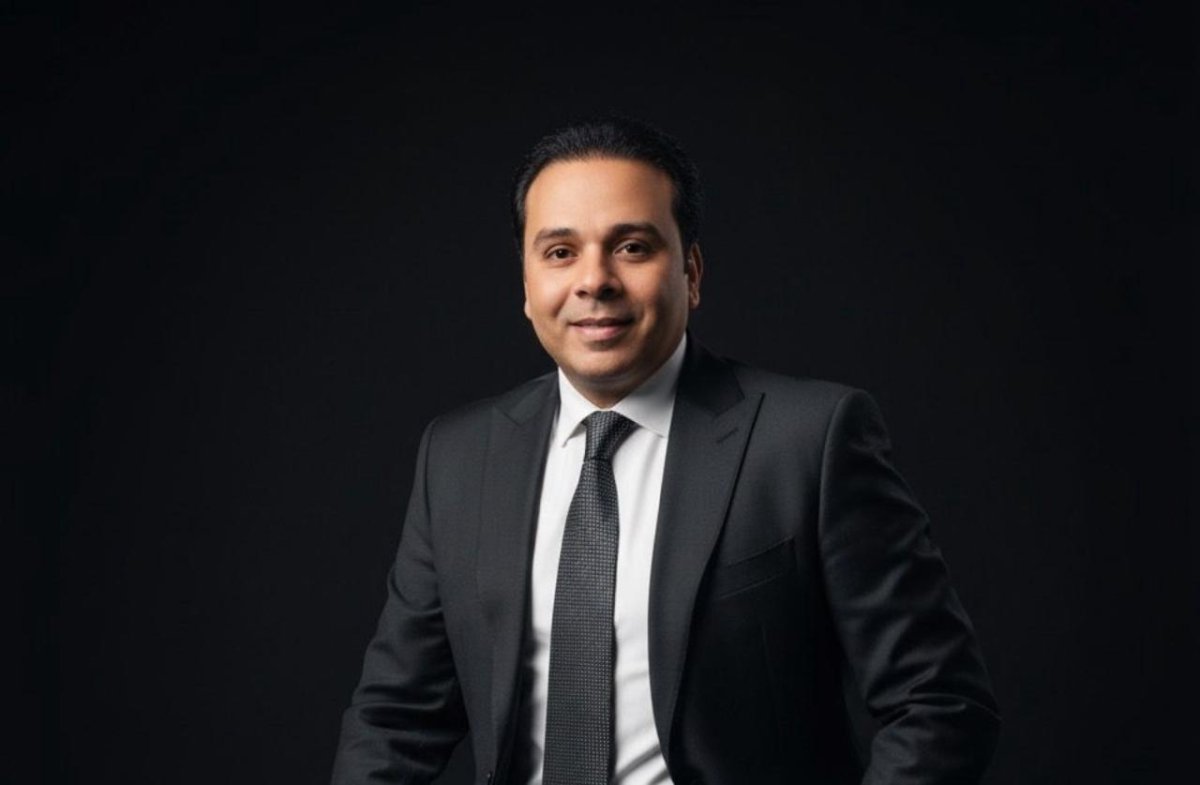 المهندس سمير فوزي  يعلن إطلاق مشروع "جيت واي" في العلمين الجديدة.. منصة استثمارية كبرى للمطاعم والكافيهات والتجزئة بنظام "Drive Thru"