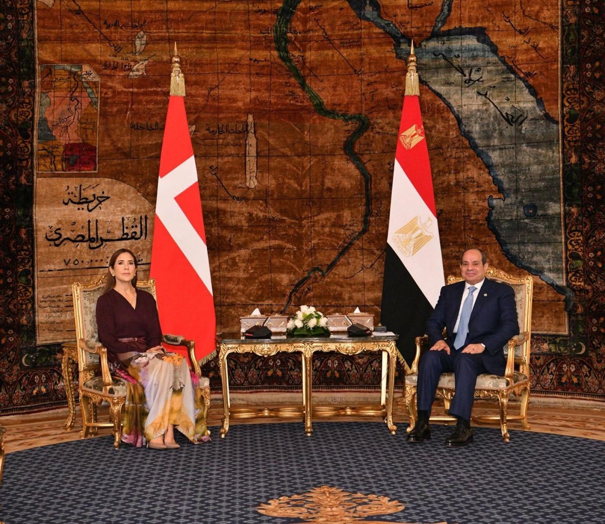 الرئيس السيسي يستقبل ملكة الدنمارك 