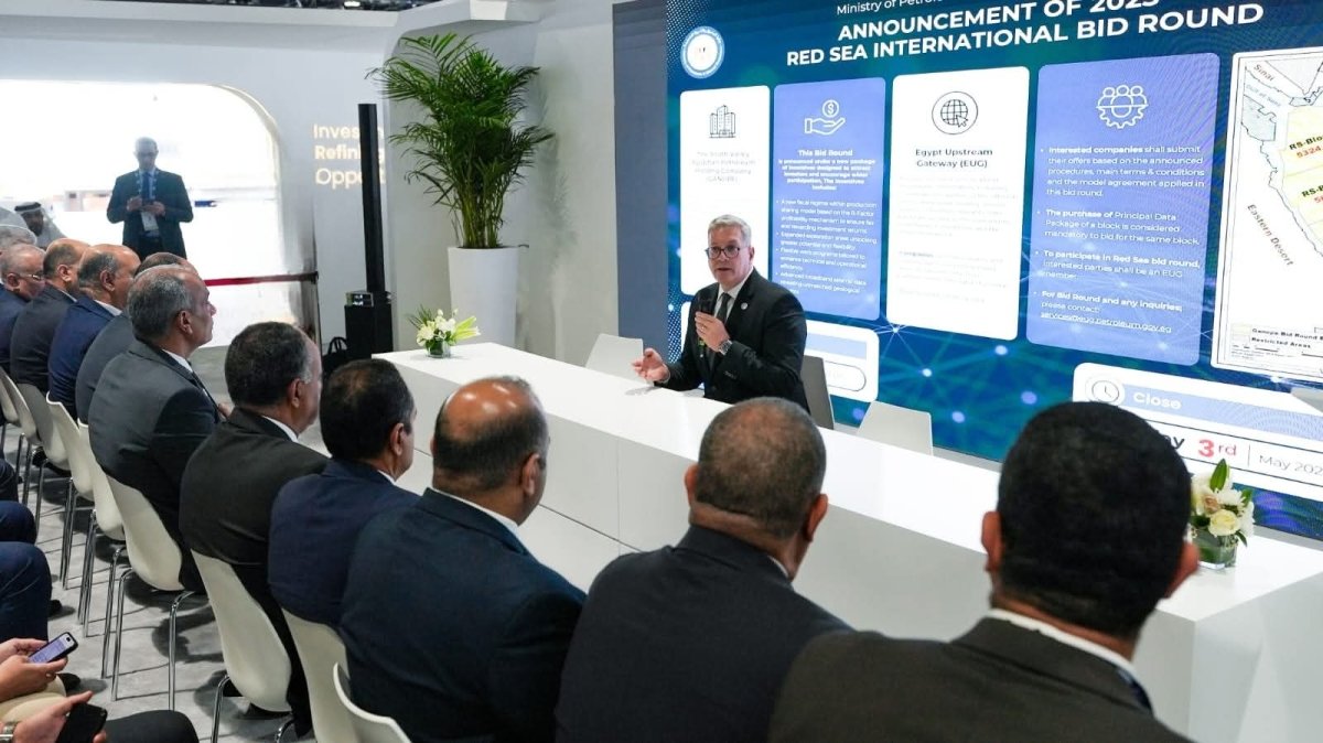 مصر تطرح مزايدة عالمية جديدة للبحث والاستكشاف في 4 مناطق بالبحر الأحمر بنظام محفز للمستثمرين