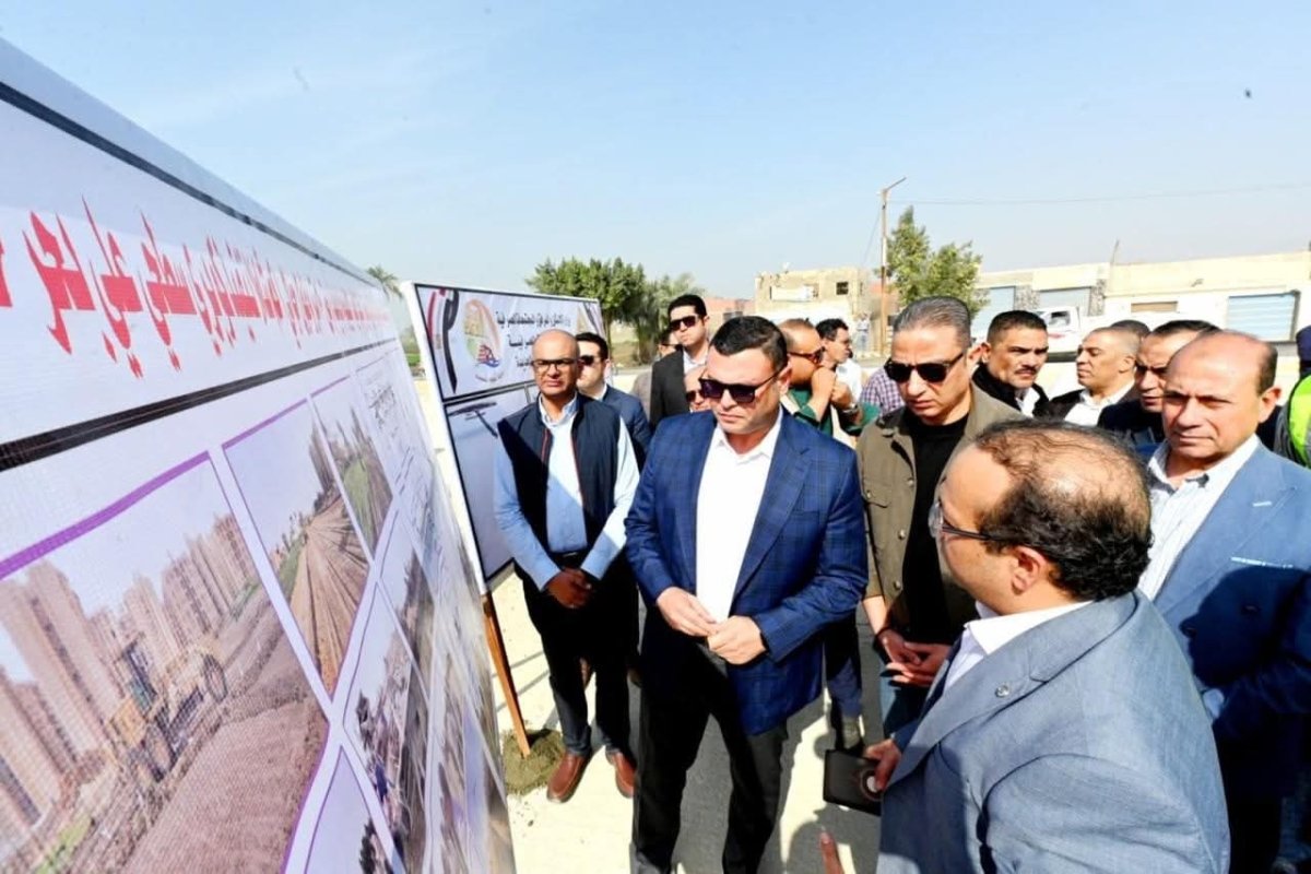 وزير الإسكان ومحافظ الفيوم يتفقدان مجمع محطات مياه الشرب بالعزب الجديدة ضمن "حياة كريمة"