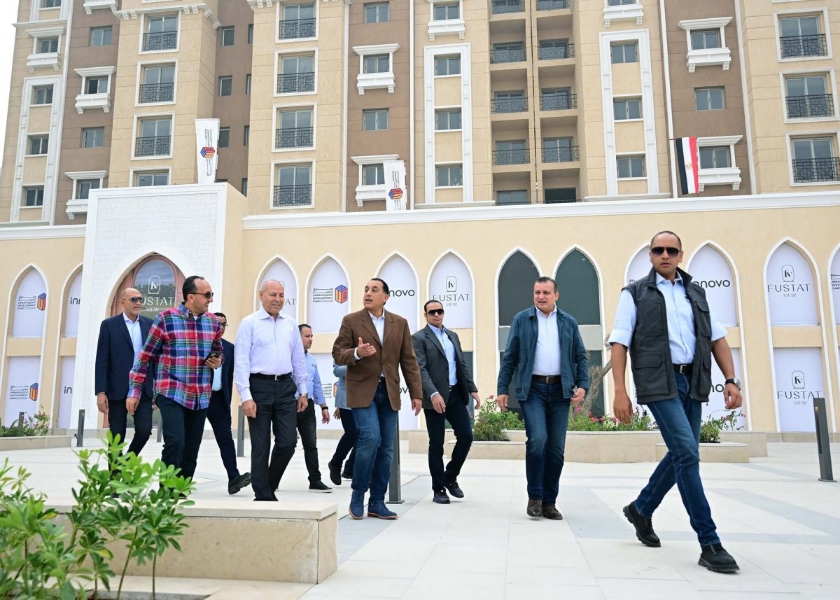 رئيس الوزراء يتفقد مشروع "الفسطاط فيو" المُطل على حدائق تلال الفسطاط