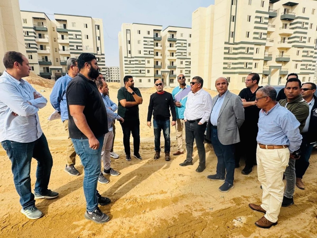  وزير الإسكان يتابع موقف تنفيذ وحدات المبادرة الرئاسية "سكن لكل المصريين" لمحدودي ومتوسطي الدخل