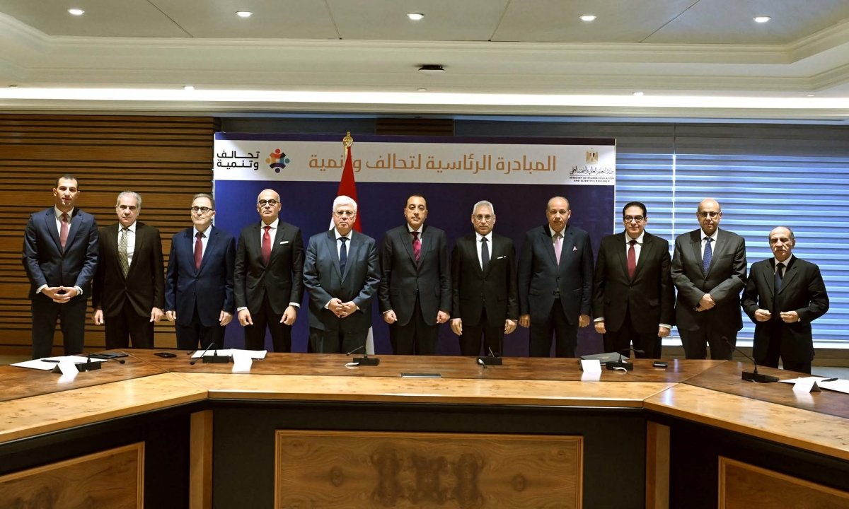 رئيس الوزراء يشهد مراسم توقيع البروتوكولات التنفيذية للتحالفات التسعة المتأهلة للمرحلة النهائية من المبادرة الرئاسية "تحالف وتنمية"