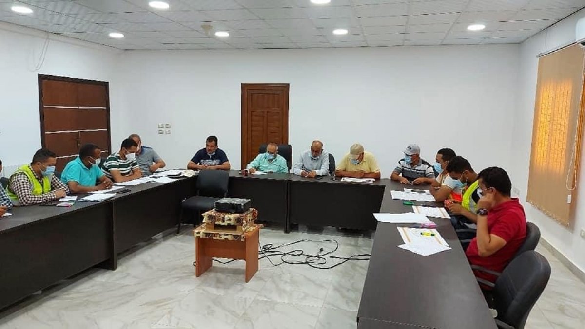 رئيس جهاز حدائق العاصمة يلتقى الشركات المنفذة لوحدات "سكن لكل المصريين" بالمدينة لدفع العمل بالمشروع