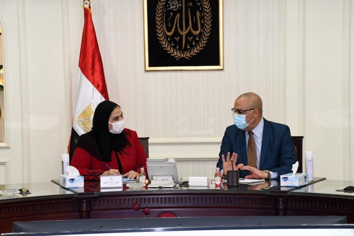 وزيرا الإسكان والتضامن الإجتماعي يبحثان تشغيل الحضانات والمنشآت الاجتماعية بالمدن الجديدة