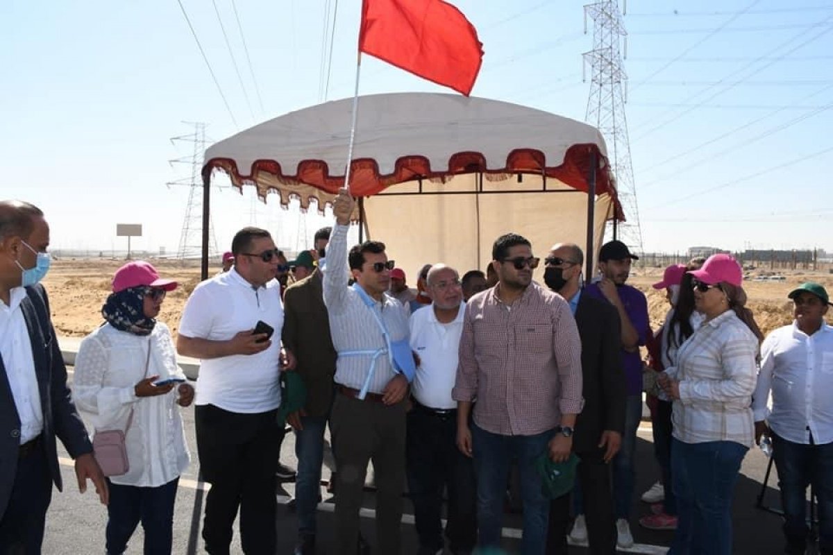 وزير الشباب والرياضة يطلق أولى فعاليات المهرجان الرياضى الأول بالجلالة للاحتفال بذكرى ثورة 30 يونيو 