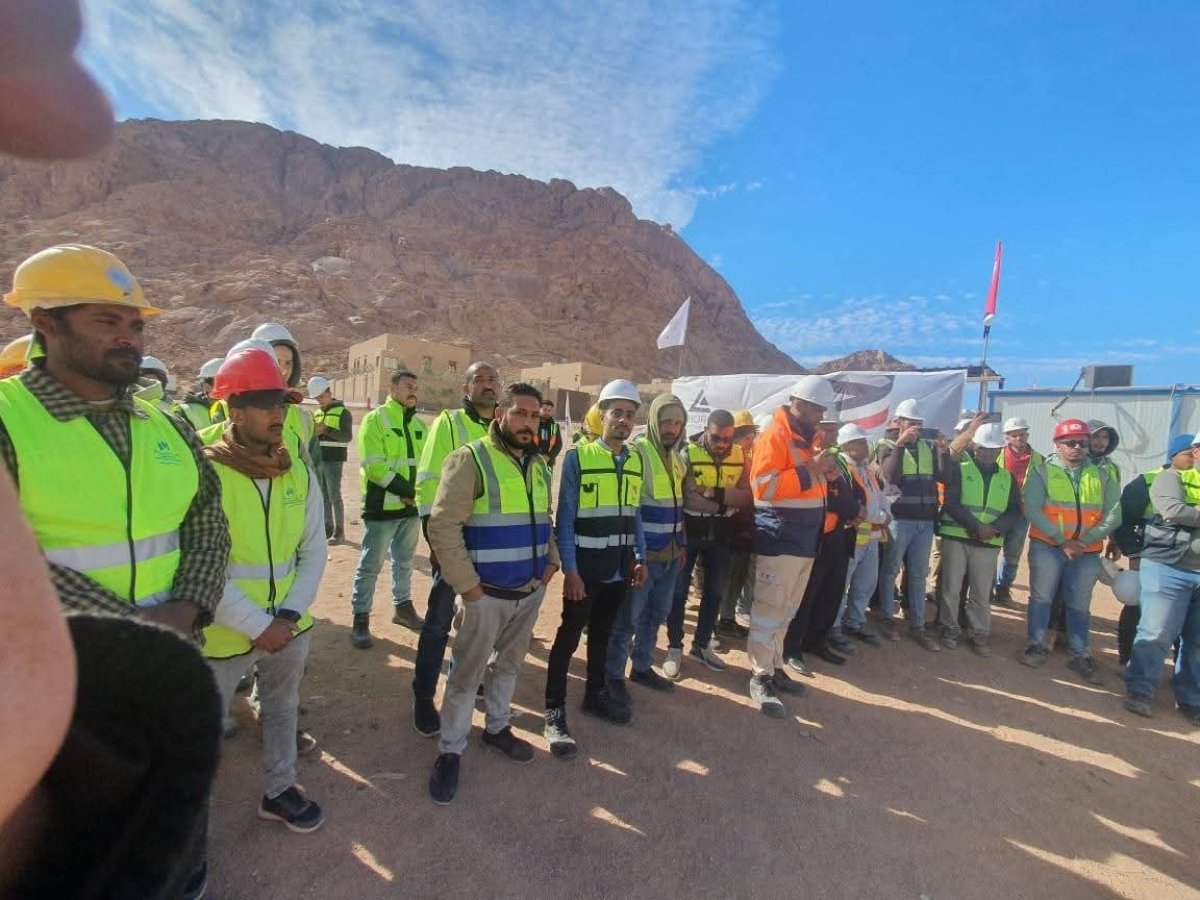 وزارة العمل تُطلق مبادرة &laquo;سلامتك تهمنا&raquo; بموقع مشروع التجلي الأعظم بسانت كاترين