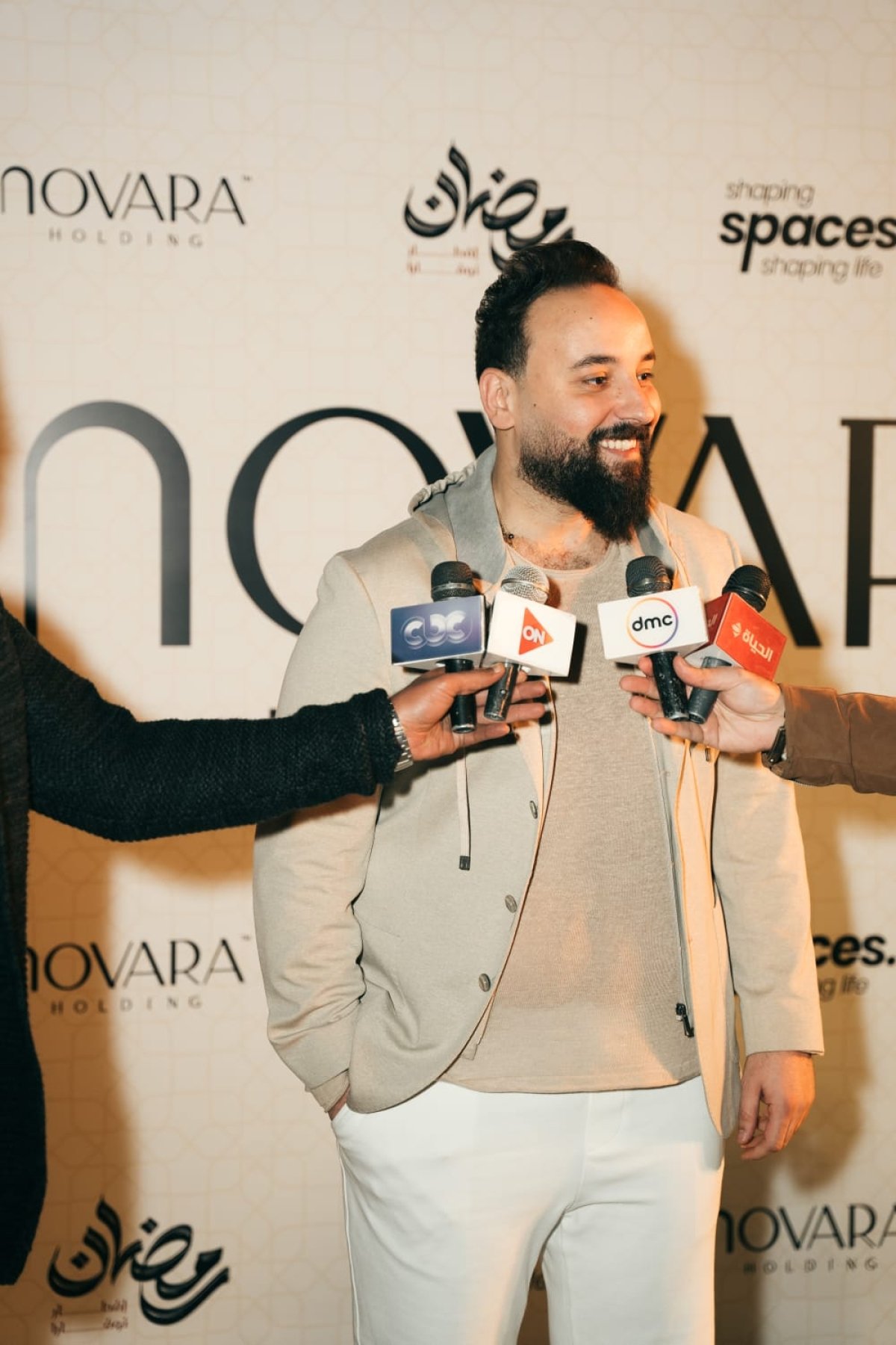 محمد منير يغني " في حتة لوحدى .. والنيل دا حكايتي "  ضمن حملة تشويقية " لنوفارا هولدينج "