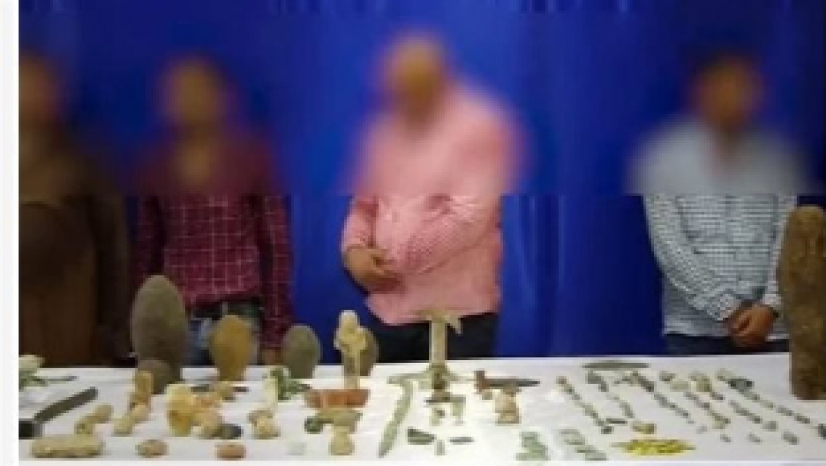 تجديد حبس علاء حسانين و17 متهماً في قضية "الآثار الكبرى"