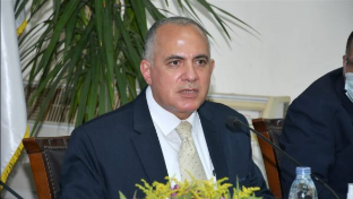 وزير الري: "سد النهضة الإثيوبي له عيوب فنية خطيرة.. ومصر مبتهزرش"