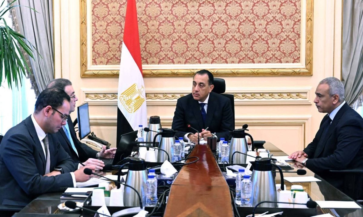 رئيس الوزراء يتابع مع رئيس "الجهاز المركزي للتنظيم والإدارة" مستجدات ملف الإصلاح الإداري وتطوير الأداء الحكومي