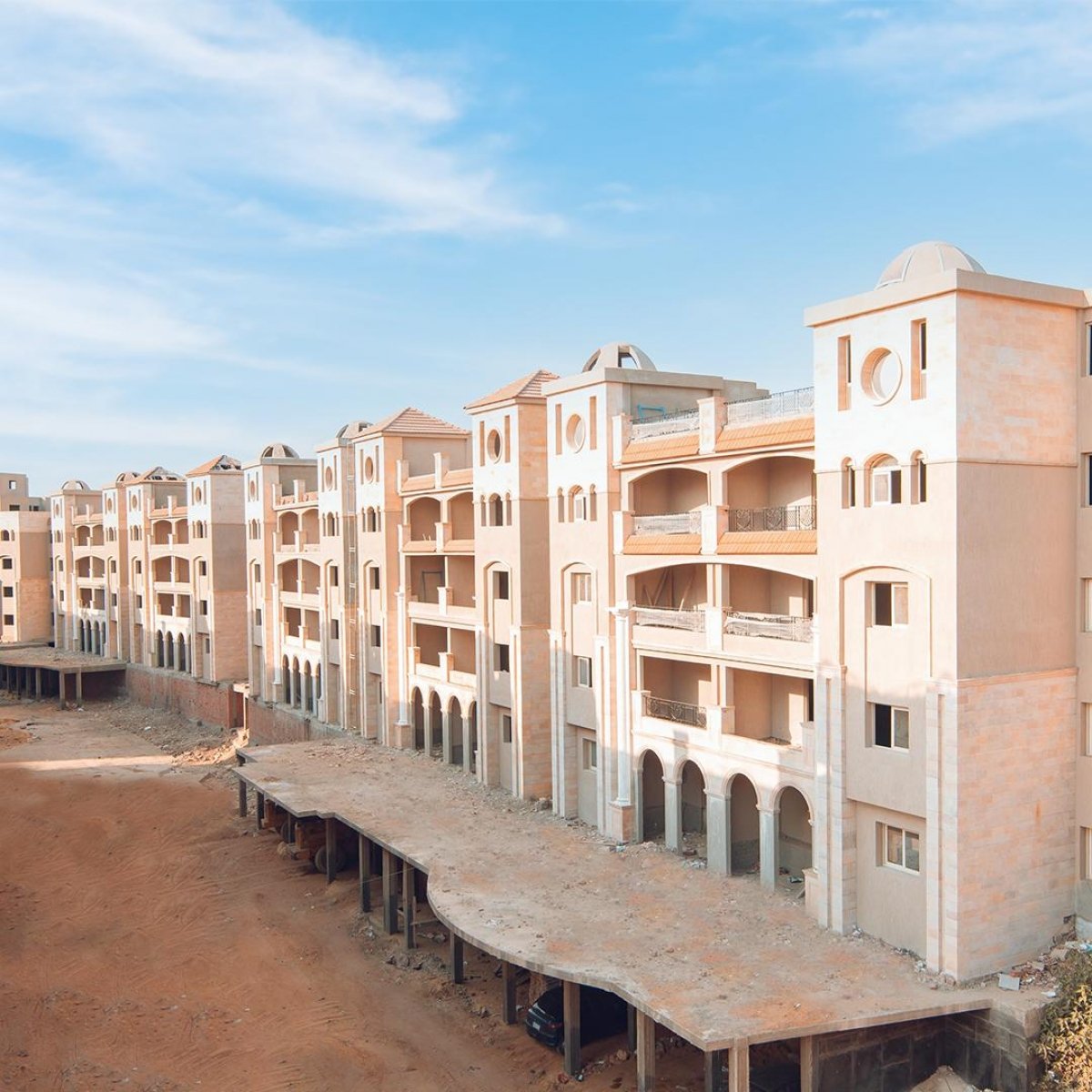 "البطل جروب" تحقق عوائد استثمارية تصل إلى 25% في شرق القاهرة وغربها بمشروعات "Rock Compounds"