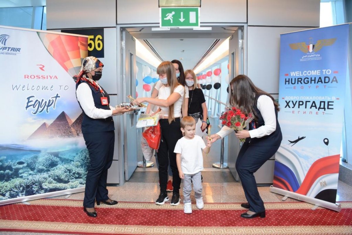مع عودة السياحة الروسية لمصر ؛ مصر للطيران تسير رحلات مباشرة بين موسكو وكل من شرم الشيخ والغردقة
