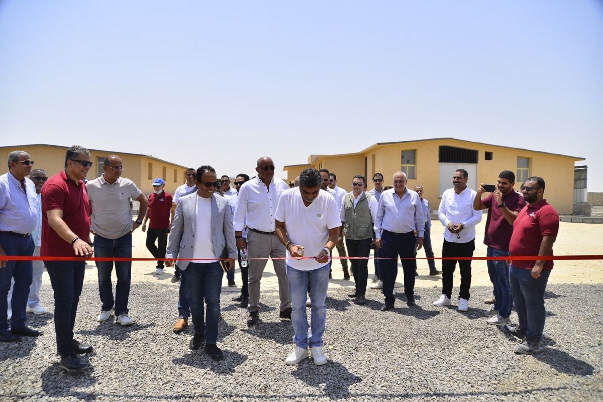 "كايرو ثري أيه" تواصل تطوير صناعة الدواجن بافتتاح أكبر معمل تفريخ لتوفير كتاكيت تسمين عالية الجودة بالمدينة الداجنة في الواحات