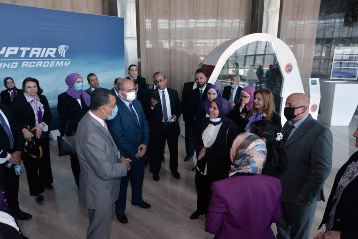 وفد الشركة المصرية للاتصالات We في ضيافة أكاديمية مصرللطيران للتدريب