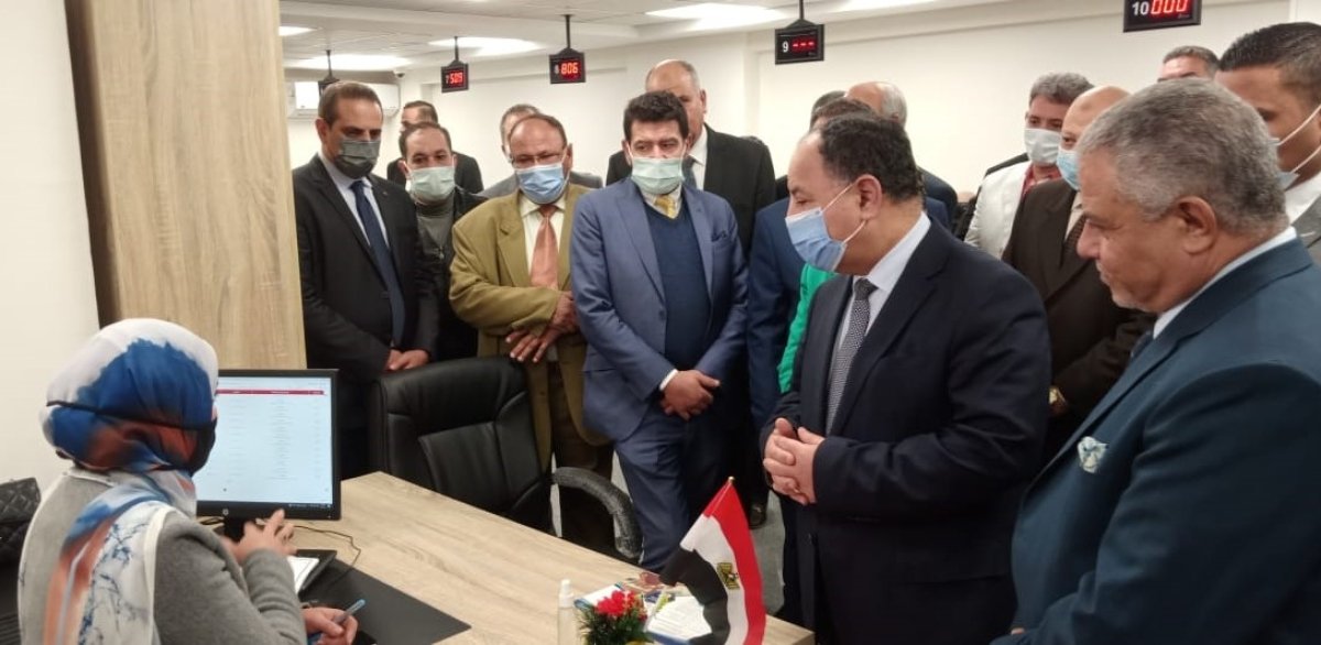 وزير المالية يتفقد أربع مأموريات مدمجة ومطورة
