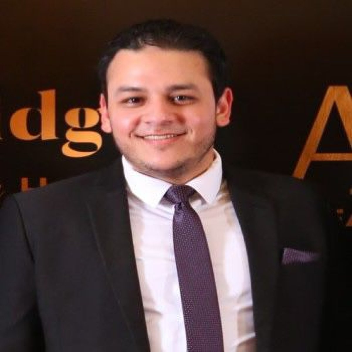 (AFG)  تتعاقد مع شركة (Facil) العالميه لإدارة وتشغيل مشروعها .(SkyBridge Hotel) 