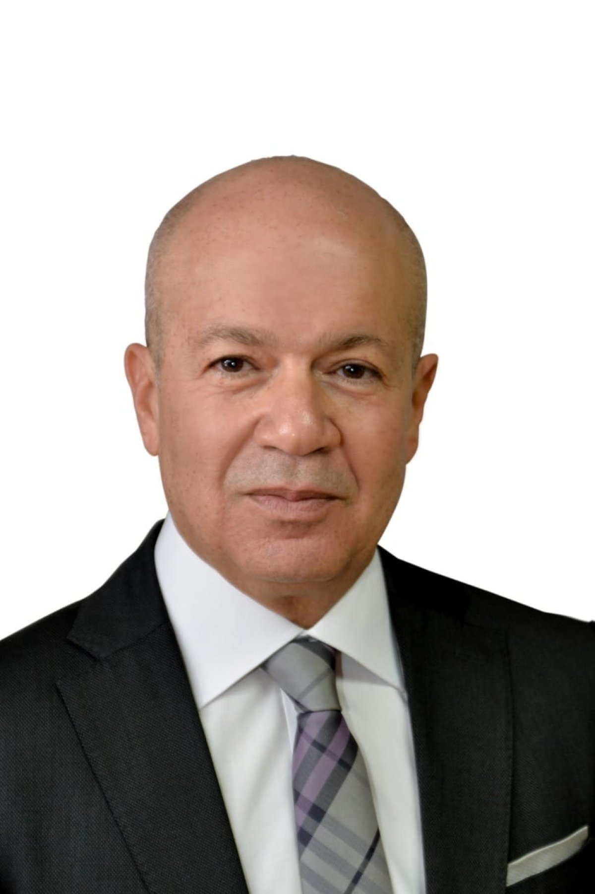 تعزيز التعاون بين مصر للطيران والخطوط العراقية فى مجال صيانة الطائرات