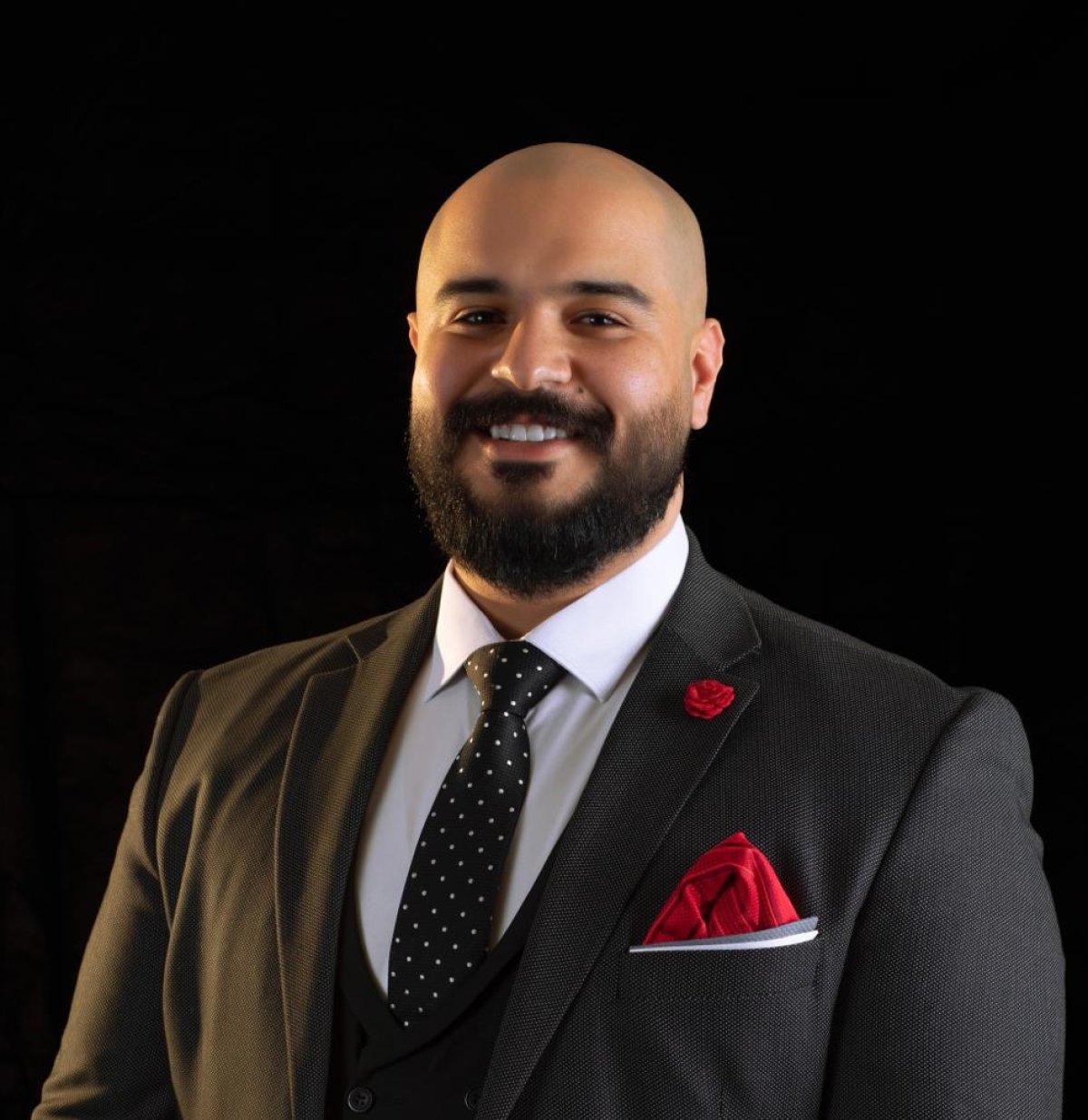 رجل الاعمال أحمد الوردانى تعديل قانون أعمال الوكاله التجاريه والوساطه  بقرار جمهوري خطوه هامه للقضاء على عشوائية قطاع التسويق العقارى 