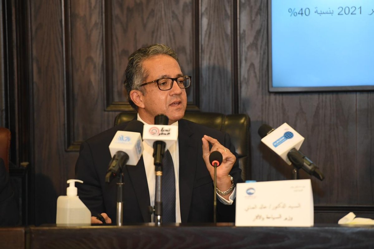 د. خالد العناني: الغلق الفوري لأي شركة تخالف ضوابط العمرة