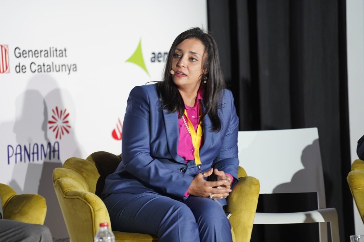 غادة شلبى: نبحث زيادة أعداد الوفود القادمة لمصر من فنلندا وإستونيا