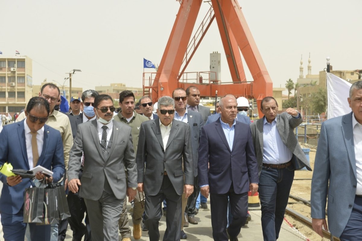 الوزير وربيع يبحثان التعاون لبناء أسطول مصري من سفن الصب والوحدات المعاونة