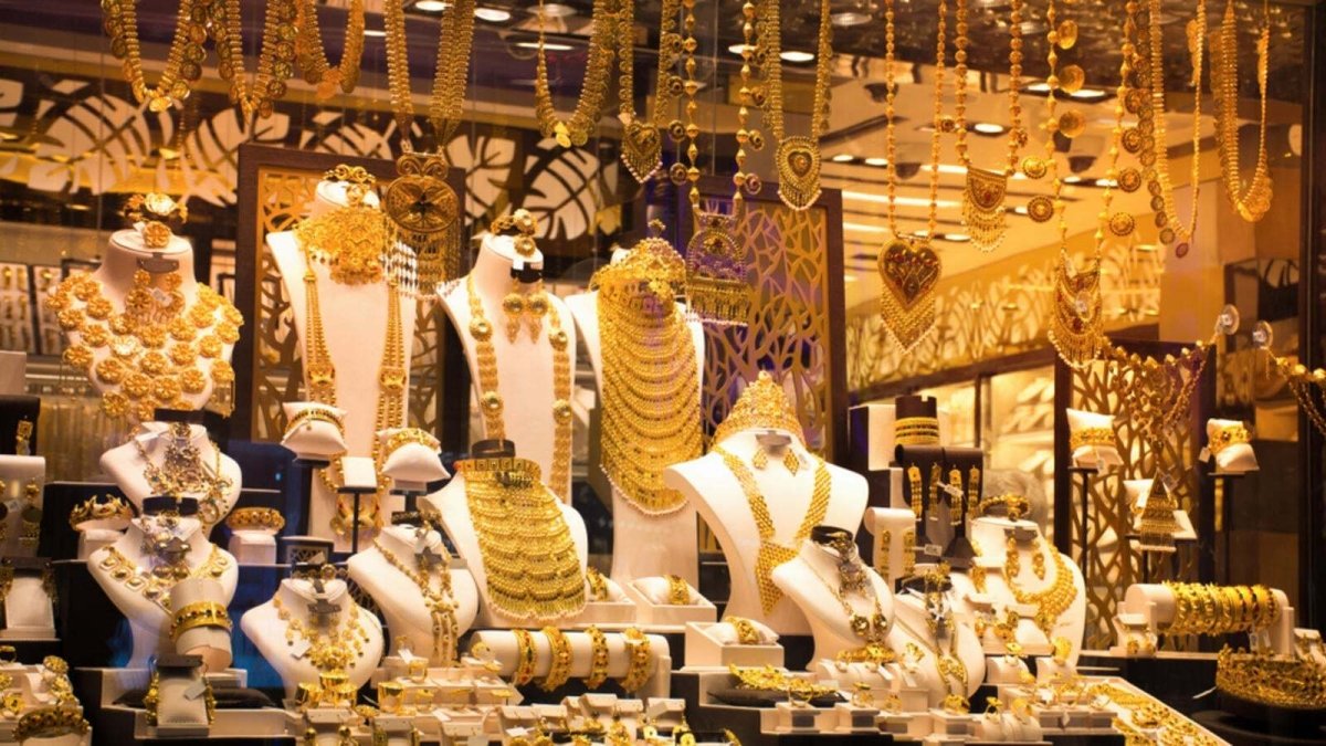 انخفاض أسعار الذهب اليوم .. عيار 21 بـ 1093 جنيهًا