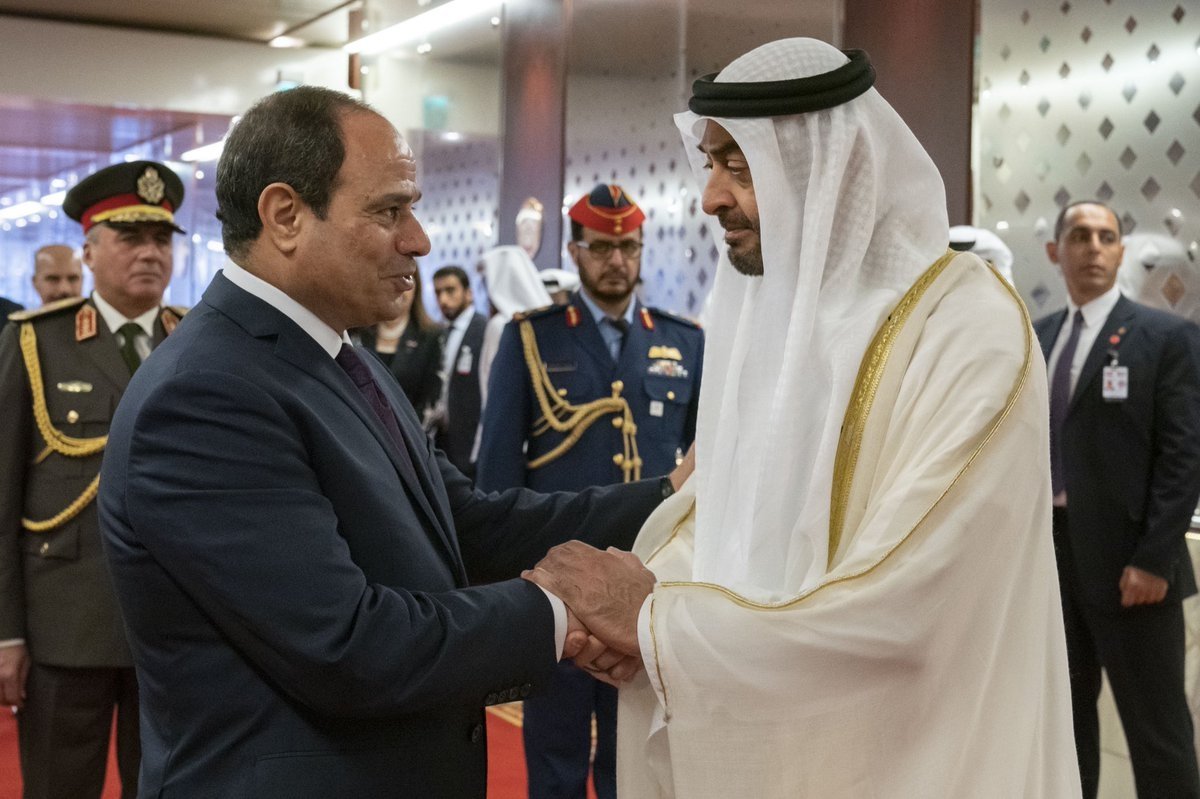 عاجل: الرئيس السيسي يهنئ محمد بن زايد على توليه حكم الإمارات