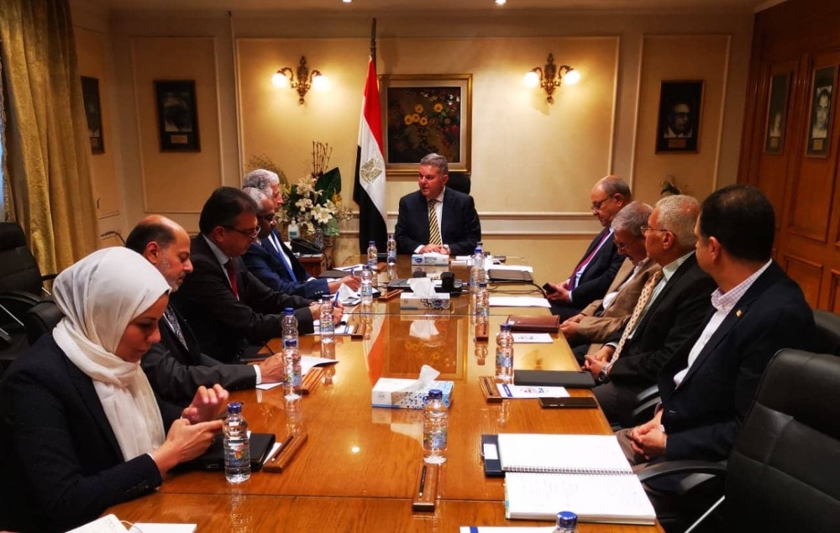 هشام توفيق يبحث مع رئيس المؤسسة الدولية الإسلامية لتمويل التجارة فرص التعاون