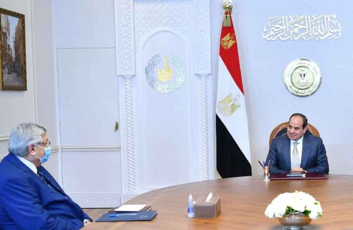 الرئيس السيسي يوجه بمواصلة برامج التوعية وحملات التطعيم ضد «كورونا»