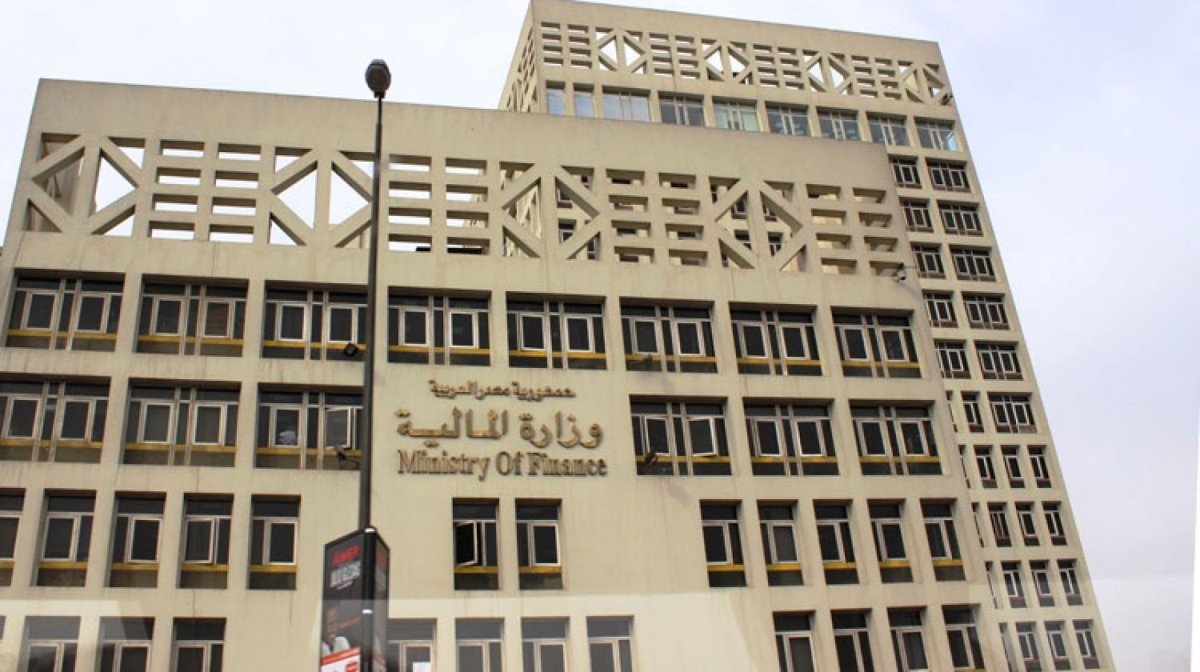 الحكومة تنفي اعتزامها خفض مخصصات الدعم والحماية الاجتماعية بالموازنة العامة الجديدة