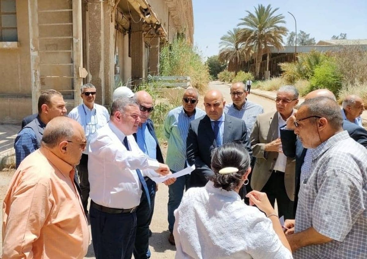 وزير قطاع الأعمال العام يتفقد مواقع تطوير مجمع حلوان للغزل والنسيج