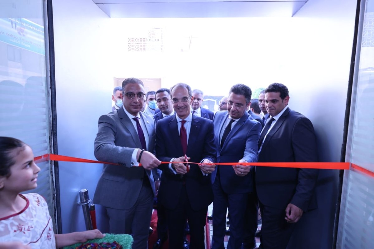 وزير الاتصالات يفتتح مكتب بريد "قلهانة" بالفيوم بعد التطوير