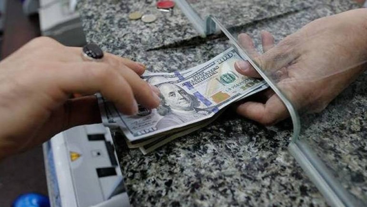 تعرف علي سعر الدولار اليوم مقابل الجنية بالبنوك