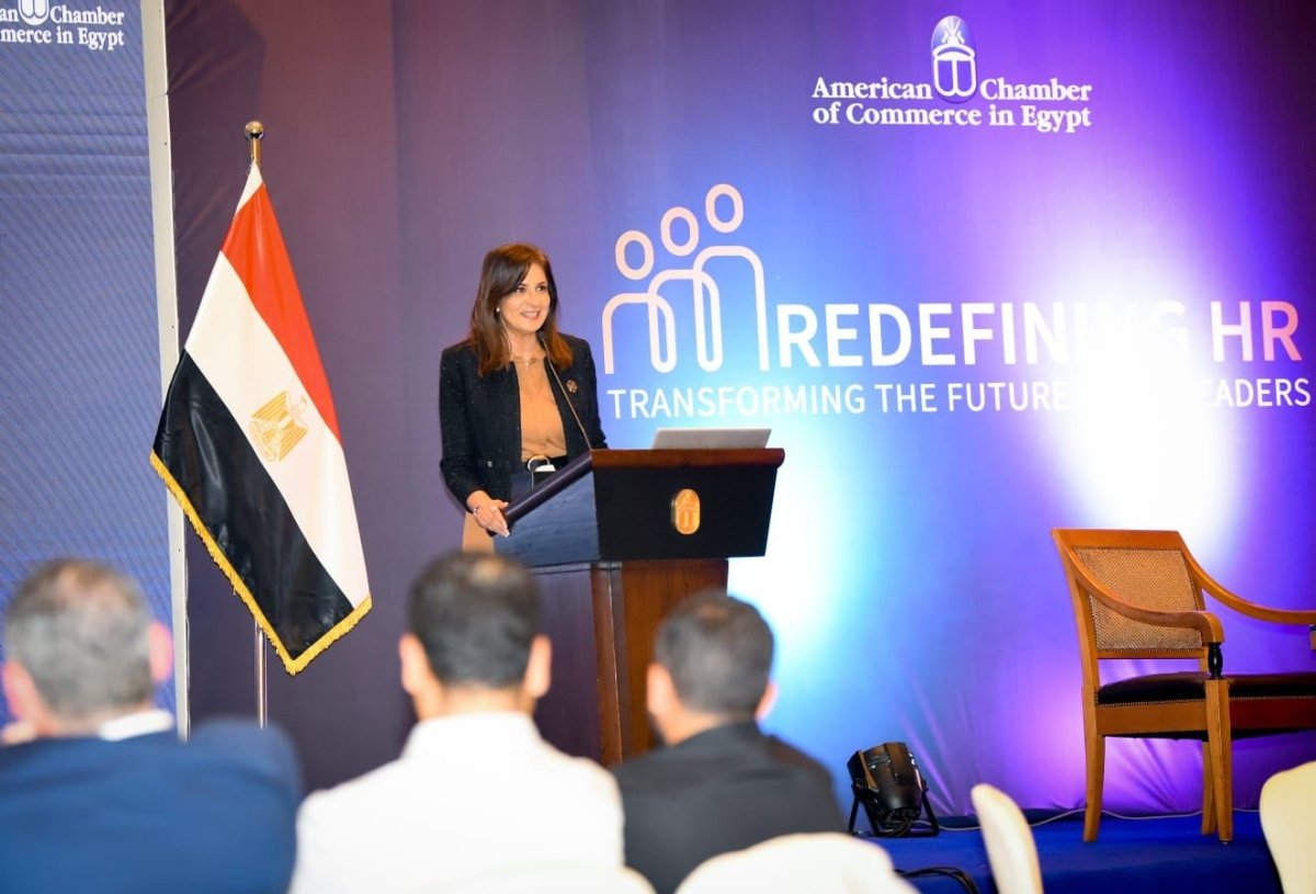 نبيلة مكرم: مصر تمتلك ثروة بشرية لا تقدر بمال في الداخل والخارج