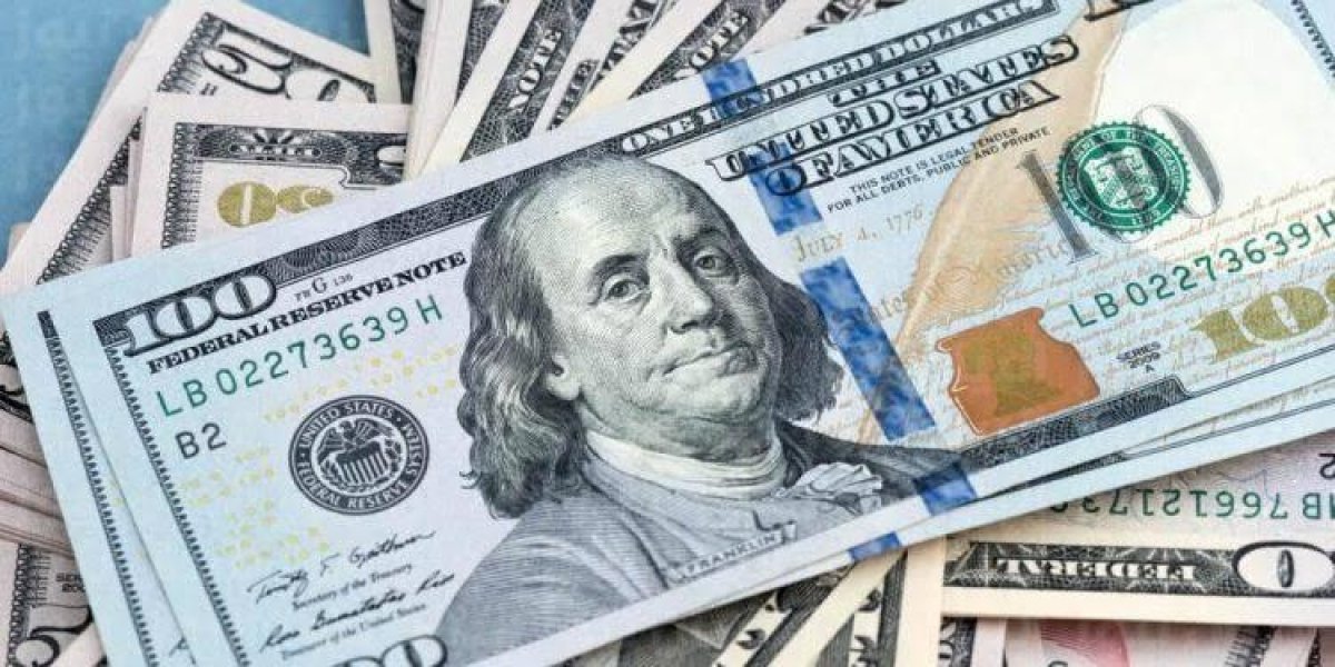 سعر الدولار اليوم الجمعة.. مقابل الجنيه بالبنوك المصرية