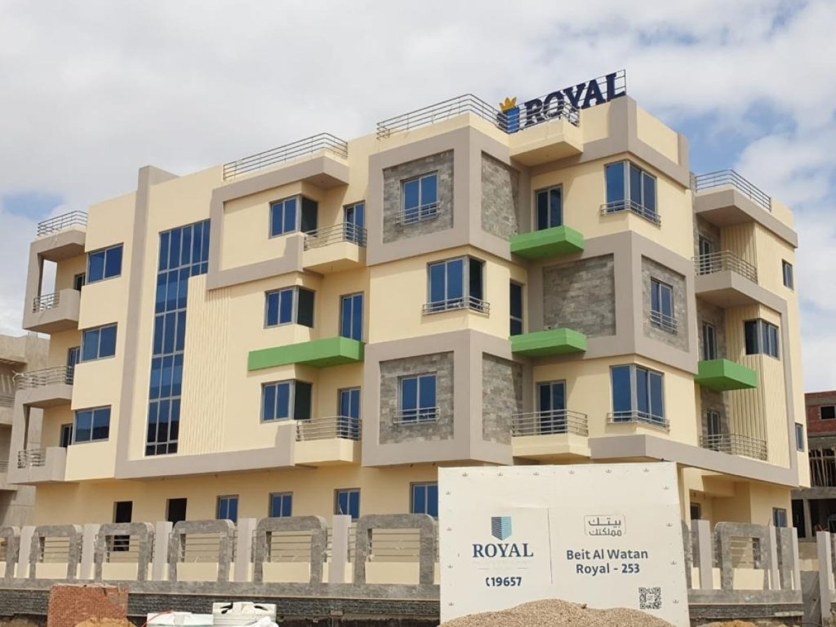 "رويال للتطوير" تسرع وتيرة الإنشاءات بـ 14 مشروعا في بيت الوطن بالقاهرة الجديدة 