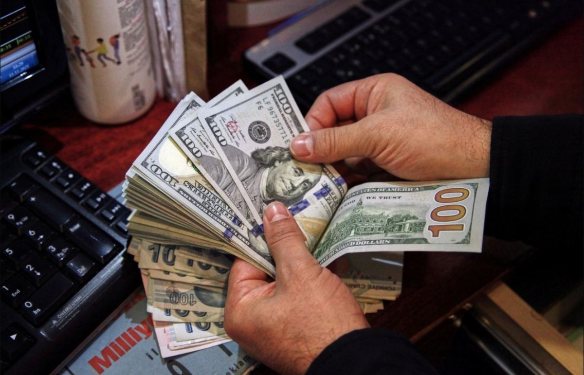 تعرف علي سعر الدولار مقابل الجنية اليوم في مصر