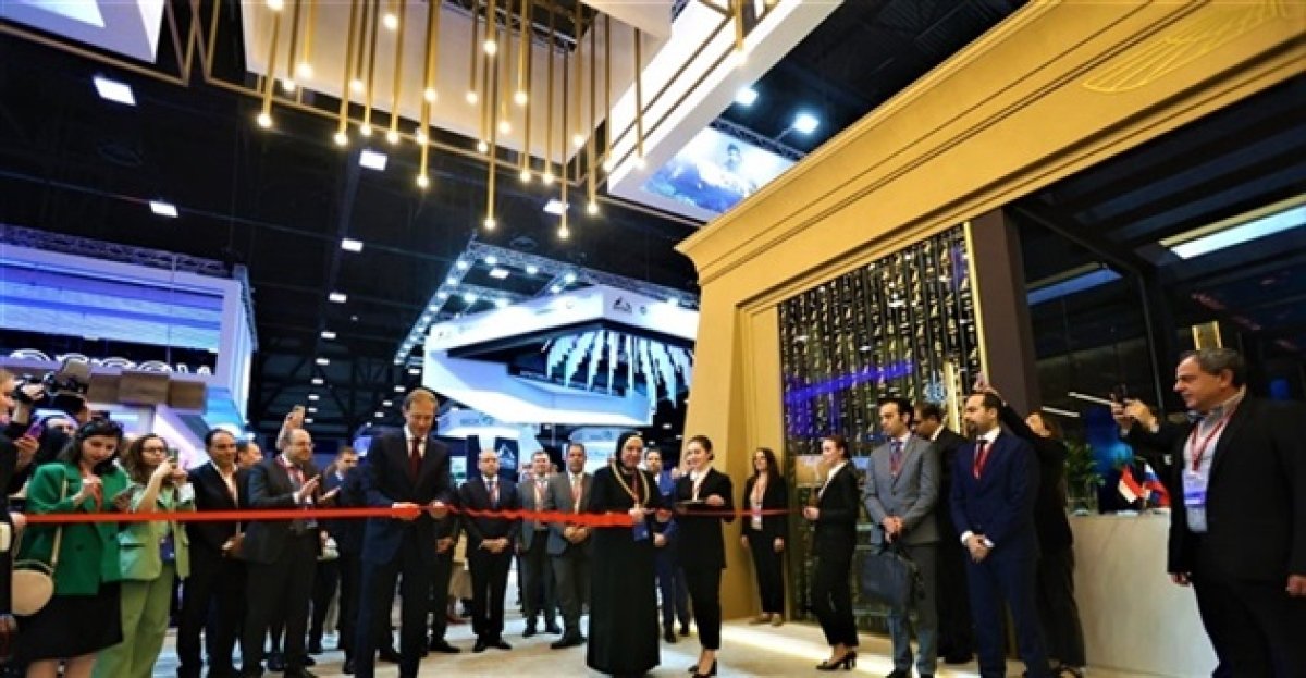 "جامع" تفتتح الجناح المصري بمنتدى سانت بطرسبرج الدولي