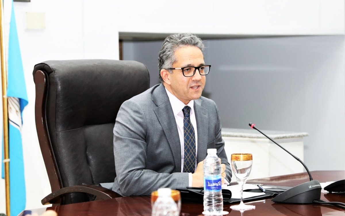 الجريدة الرسمية تنشر قرار وزير السياحة بشأن تشكيل لجنة لتسيير أعمال غرفة المنشآت الفندقية