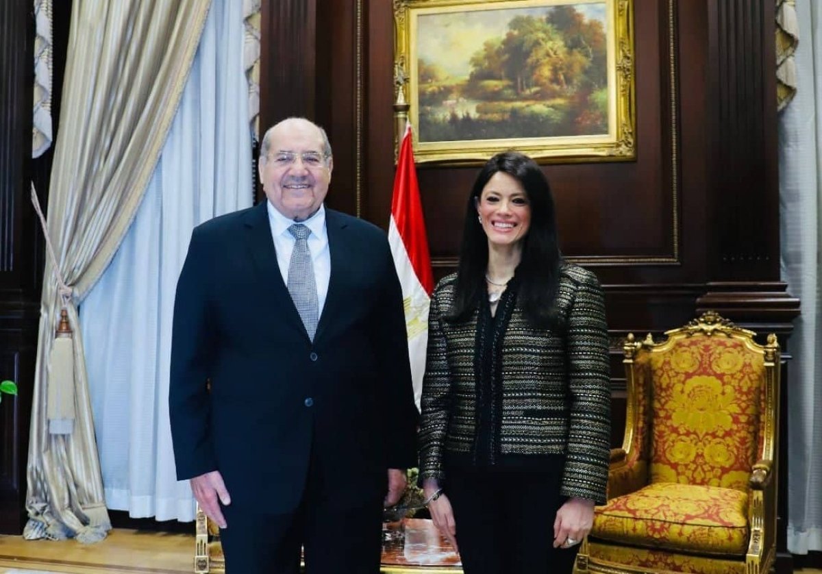 «وزيرة التعاون الدولي» لرئيس مجلس الشيوخ: نعمل على توفير التمويلات التنموية لقطاعات الدولة المختلفة