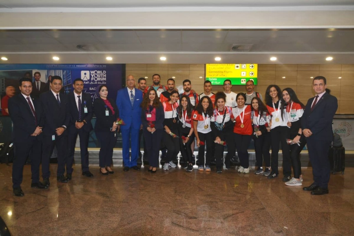 مصر للطيران تستقبل المنتخب الوطني لسلاح الشيش الفائز ببطولة افريقيا 