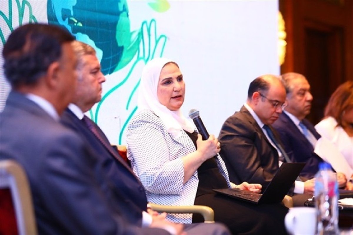 نيفين القباج  تشارك في الدورة الأولى لمنتدى الاقتصاد الأخضر