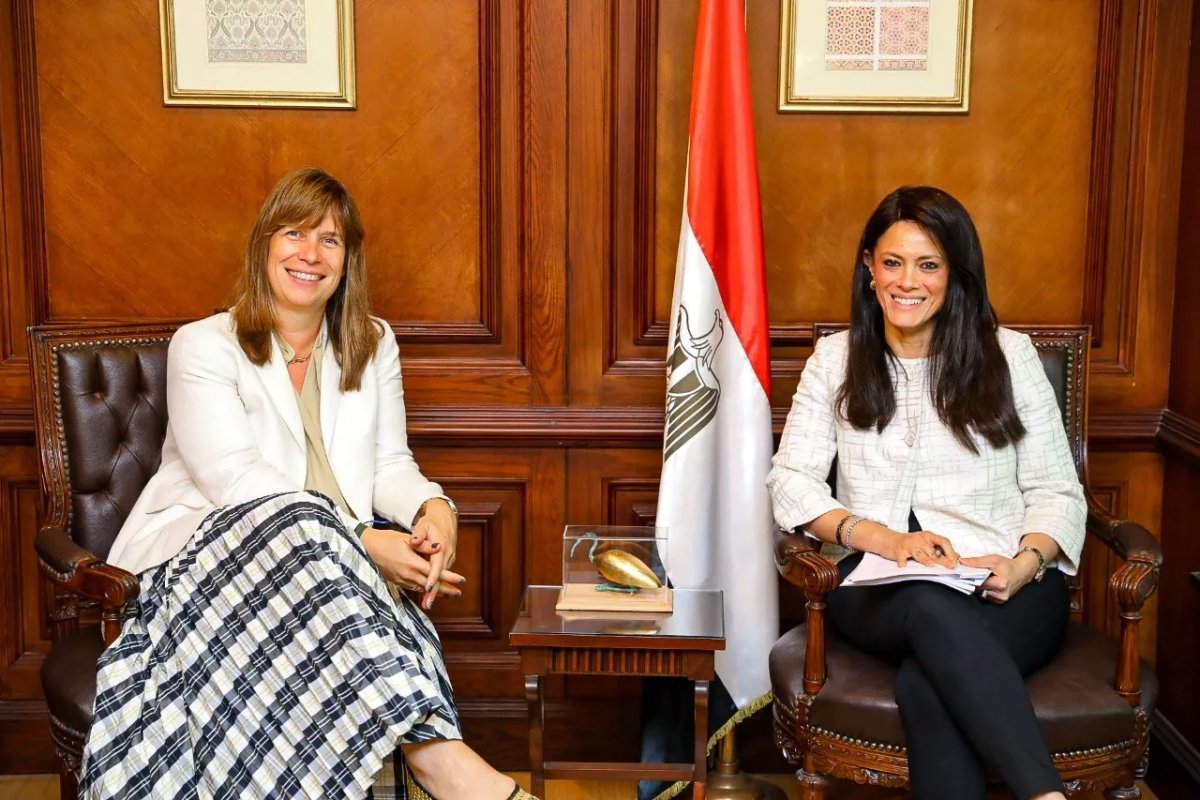 وزيرة التعاون الدولي تبحث مع مسؤولي البنك الأوروبي الجهود المشتركة بشأن "التحول الأخضر"