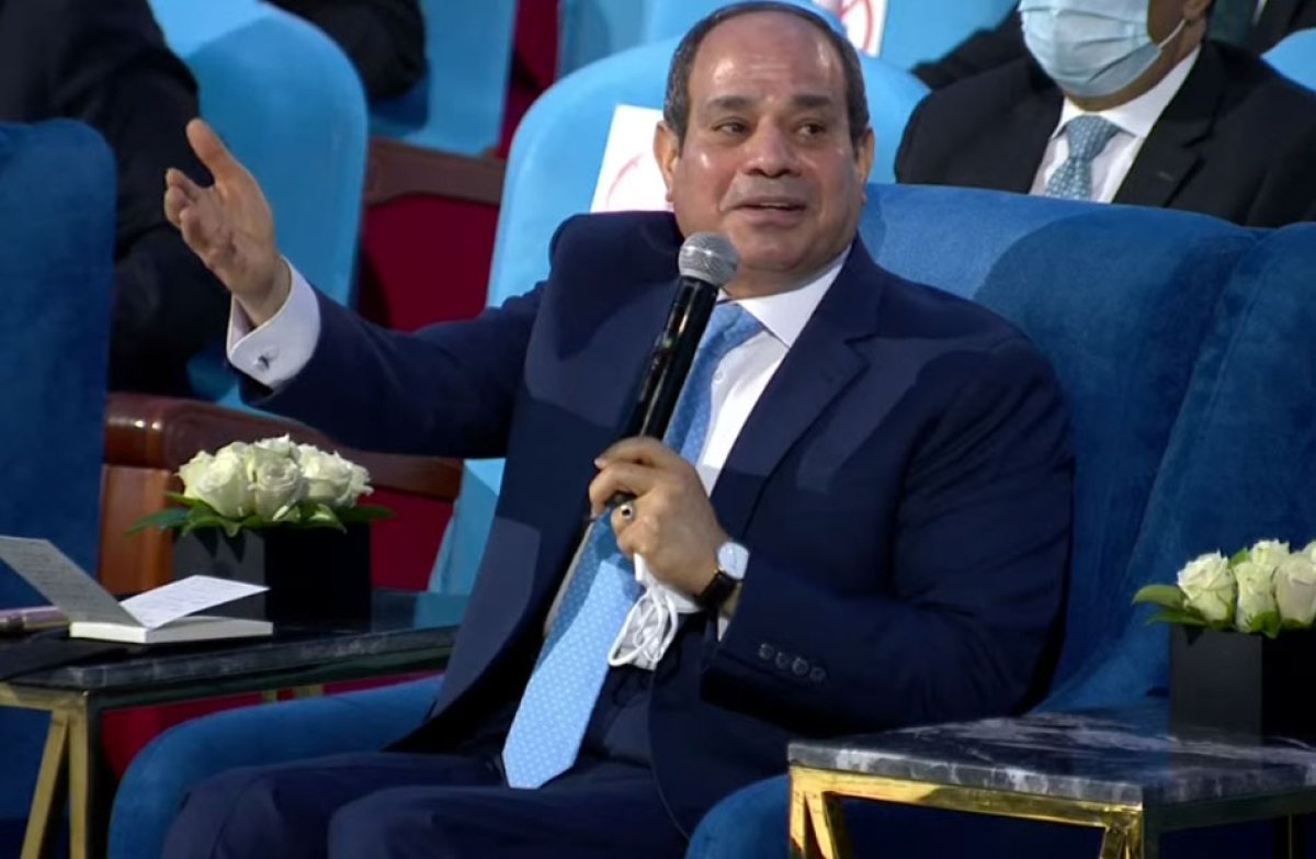 الرئيس السيسي: شركة العاصمة الإدارية تريد تأجير الحي الحكومي بـ 4 مليارات جنيه