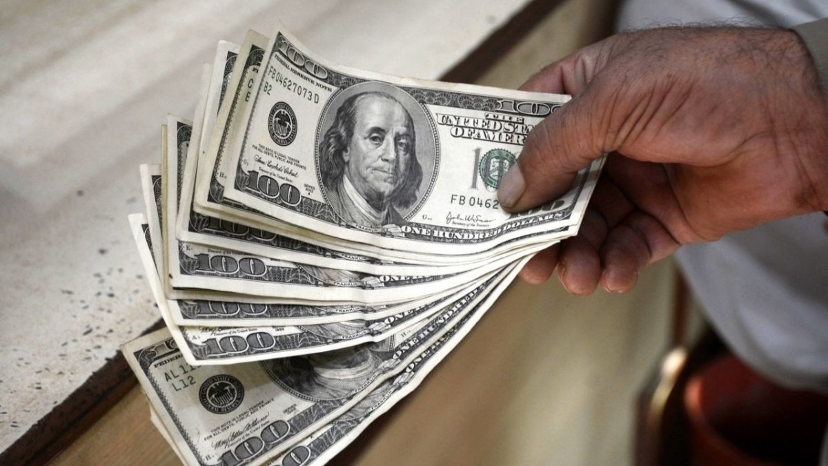 سعر الدولار مقابل الجنية اليوم السبت 9 يوليو 2022