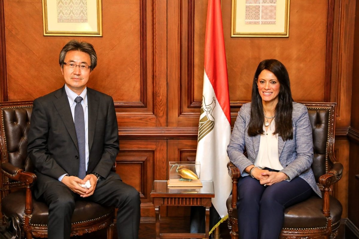 وزيرة التعاون الدولي تناقش مع نائب رئيس الوكالة اليابانية للتعاون الدولي محاور العمل المشترك في مجال العمل المناخي