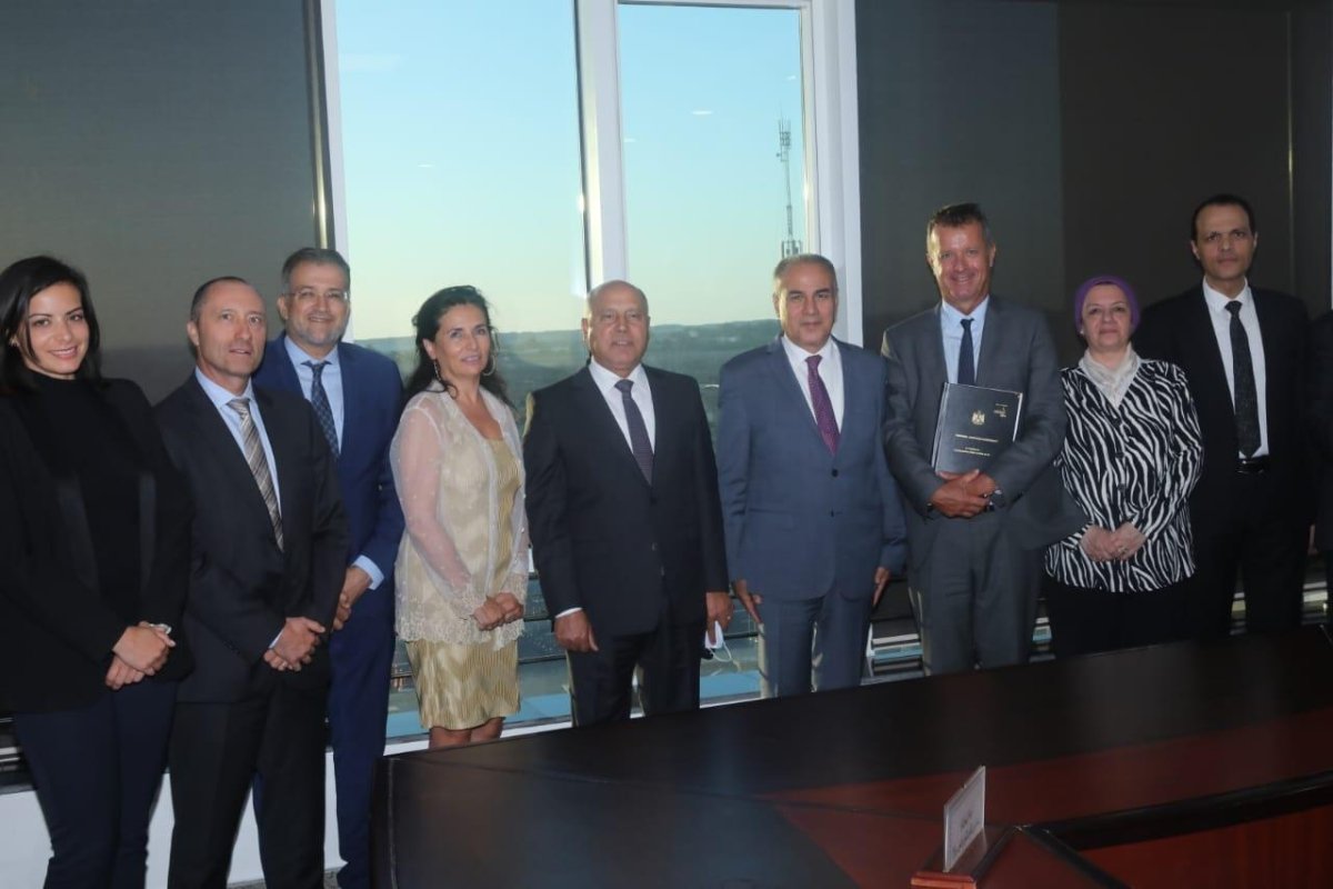 "كامل الوزير" يشهد توقيع اتفاقيتين لتشغيل المحطة متعددة الأغراض بميناء الإسكندرية