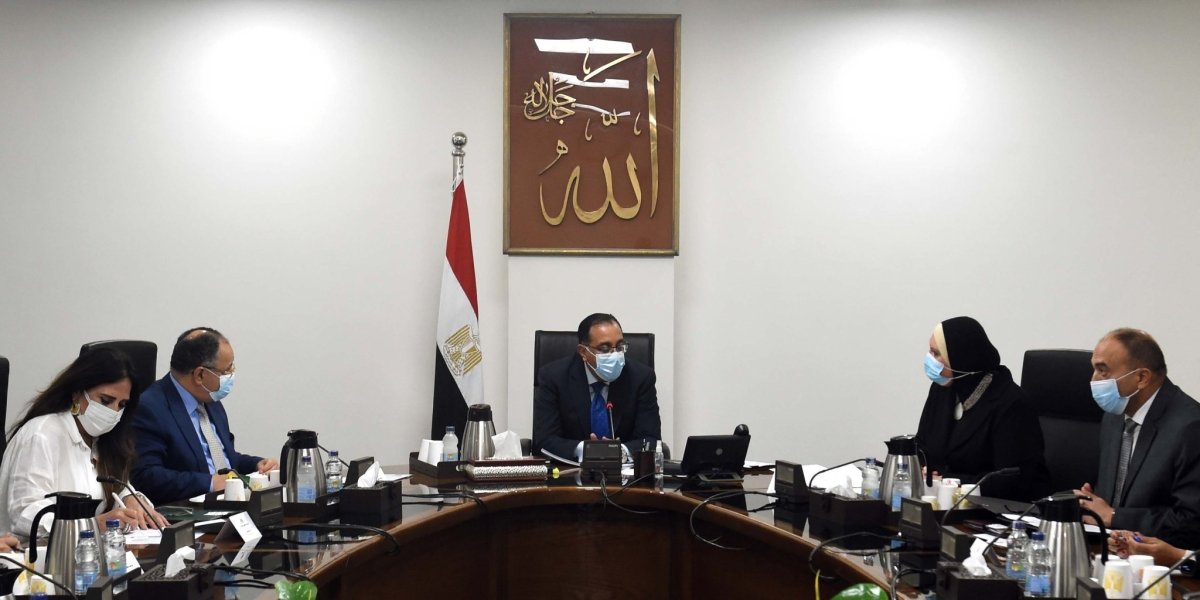 توجيه من رئيس الجمهورية.. رئيس الوزراء يعقد اجتماعا لمتابعة وتقييم أداء برنامج رد الأعباء التصديرية